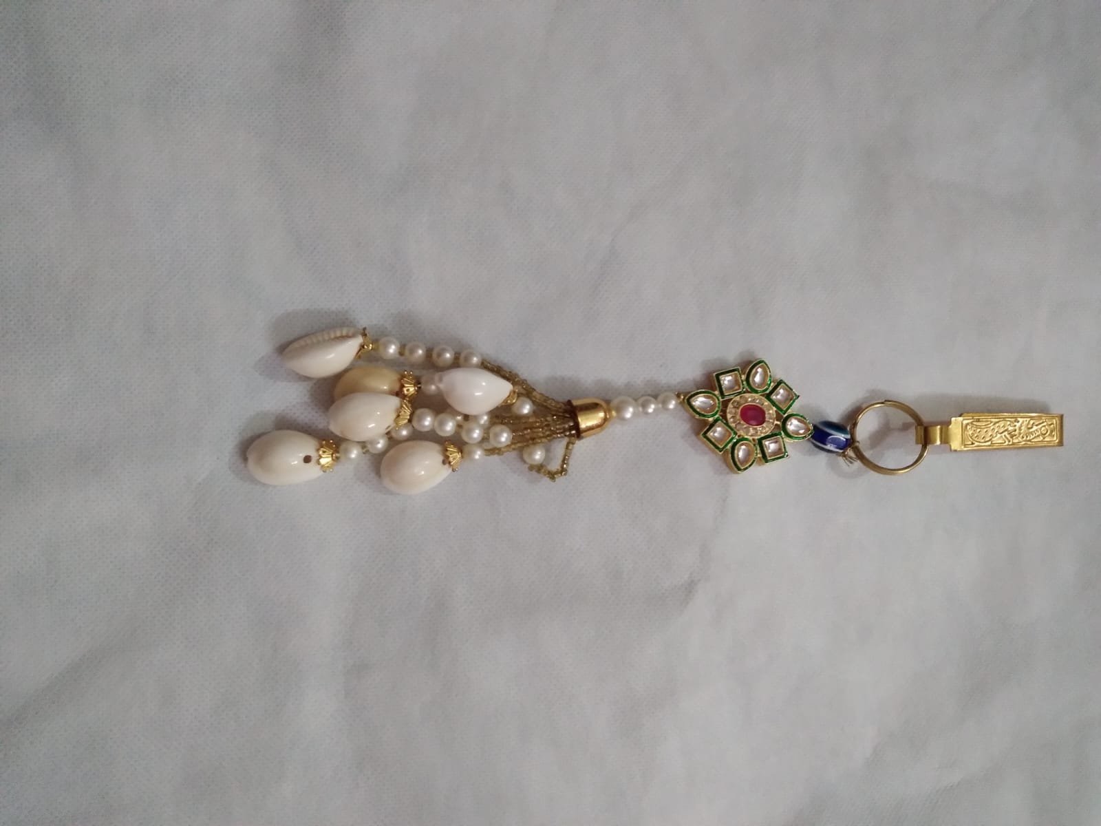  Kundan & Cowrie Shell Saree Key Ring