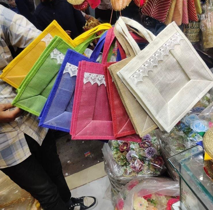 Jute Gifting Bags With Window 